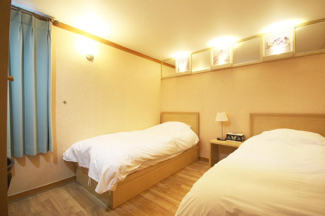 Jeonju Tourist Hotel Екстериор снимка