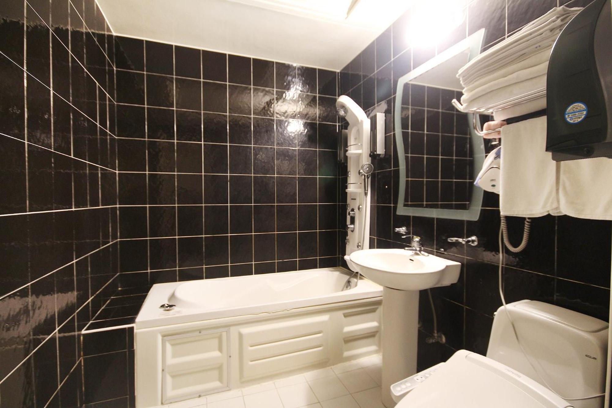 Jeonju Tourist Hotel Екстериор снимка