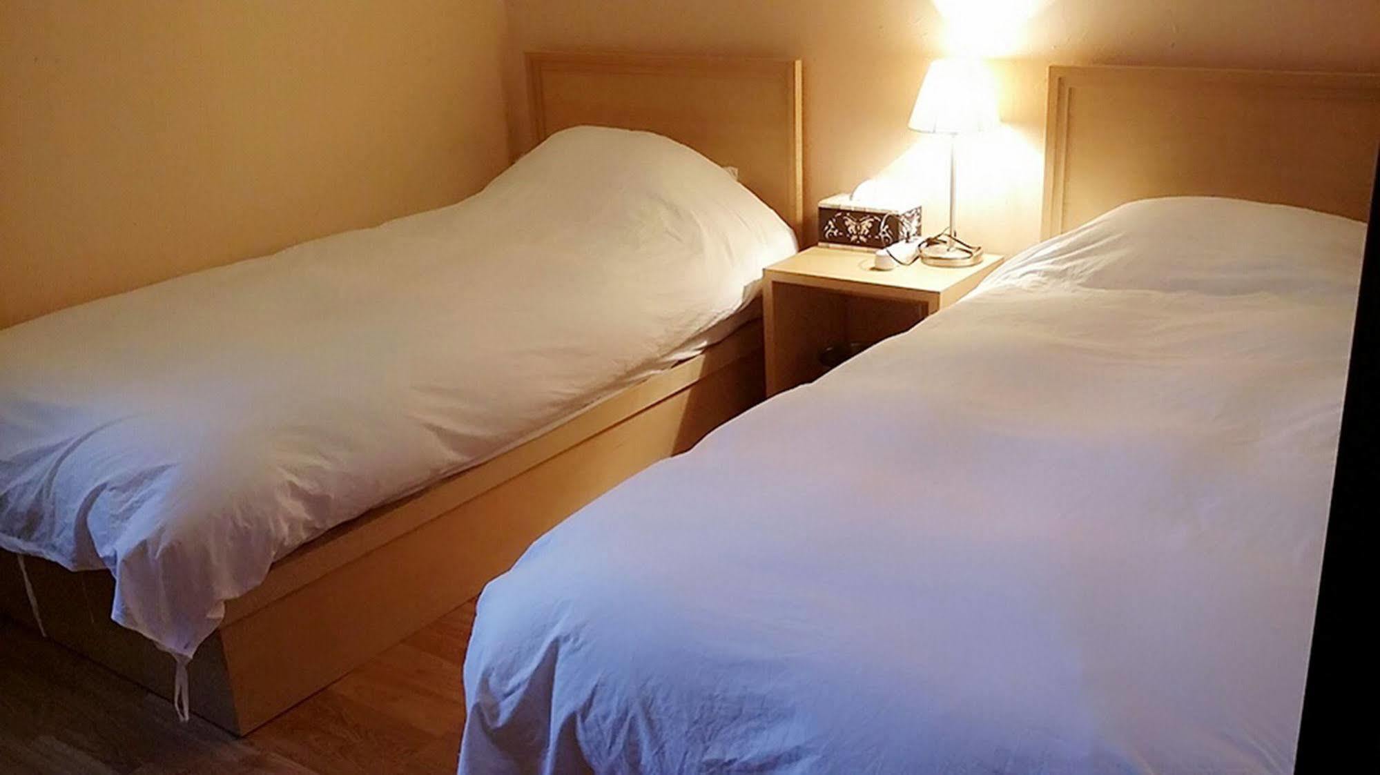 Jeonju Tourist Hotel Екстериор снимка