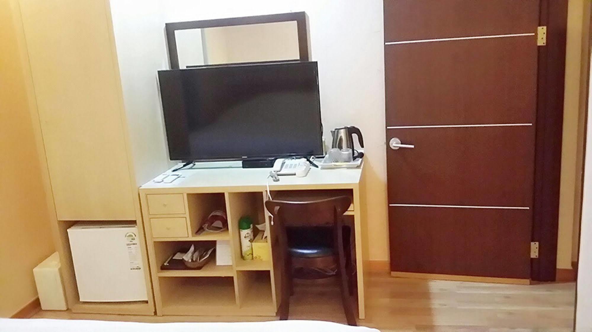 Jeonju Tourist Hotel Екстериор снимка